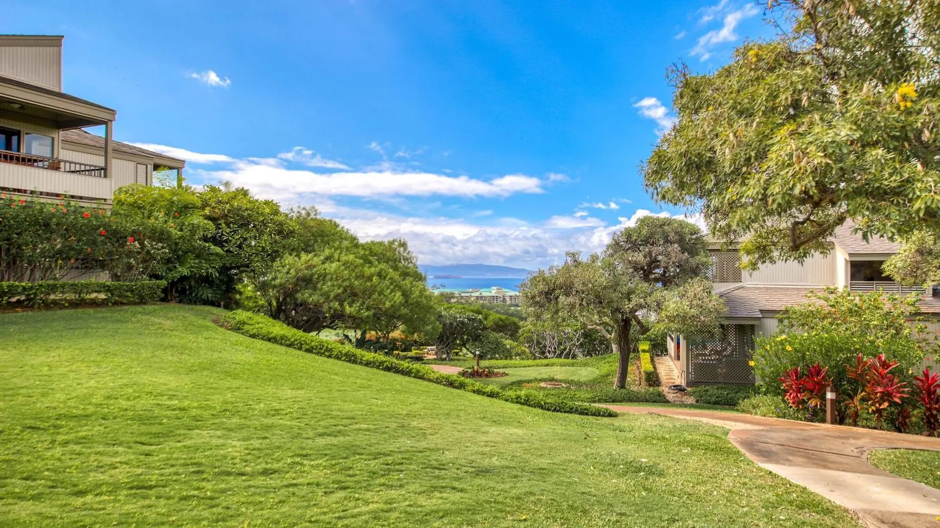 Wailea Ekolu Village